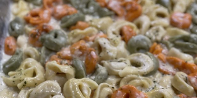 Tortellini Alfredo