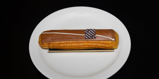 Vanilla Eclair