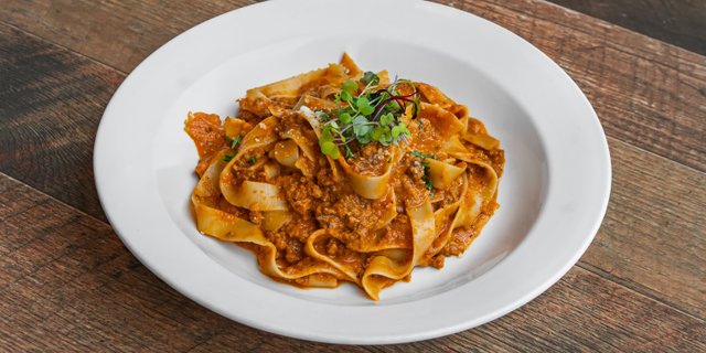Pappardelle Bolognese