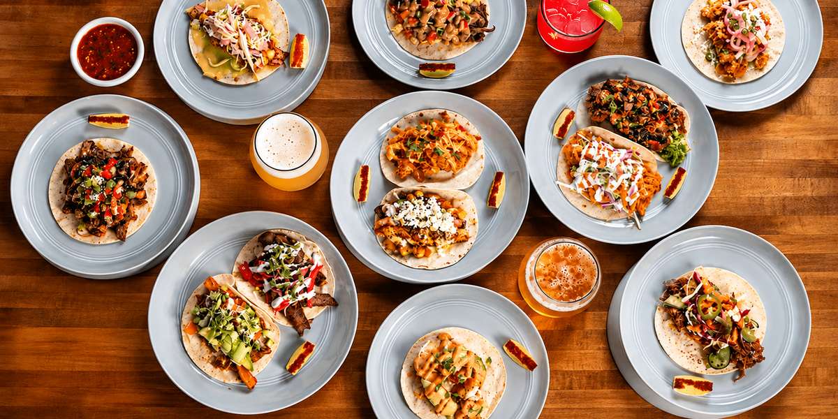 Charlie's Burgers & Street Tacos