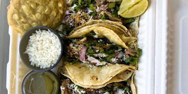 3 Tacos Boxed Lunch
