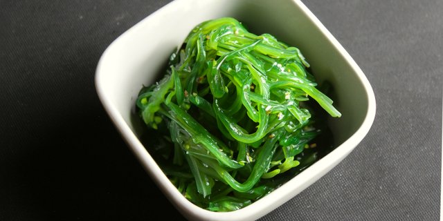 Wakame Seaweed Salad Tray
