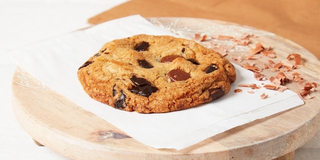 Chocolate Chunk Manifesto Cookie