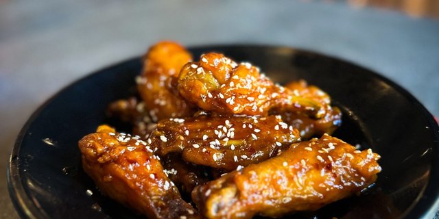 50 Wings