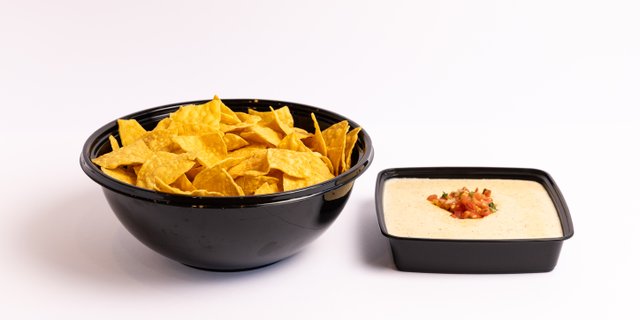 Chips & Queso