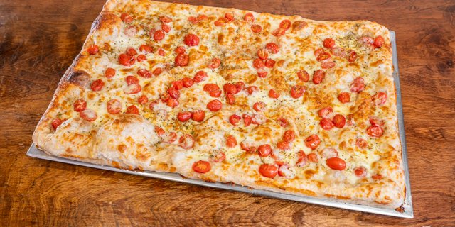 Tomato Crostino Pizza