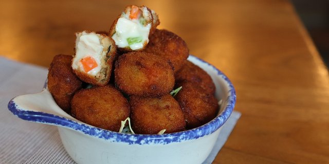 Pot Pie Poppers