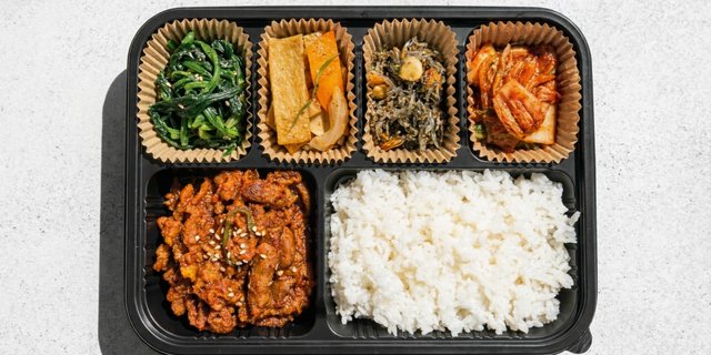 Korean Dosirak Box