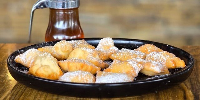 Sopapillas