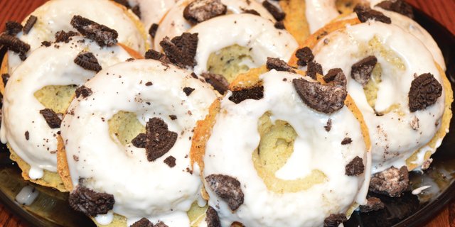 Cookies ‘N Cream Donuts