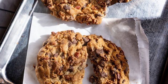 Chocolate Chip Toasted Pecan Cookie