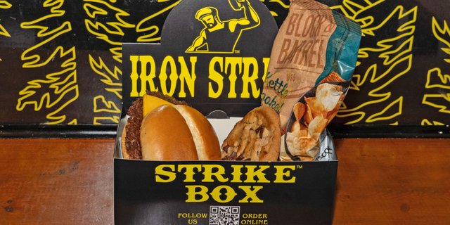 Strike Smash Burger (MCB) Lunch Box