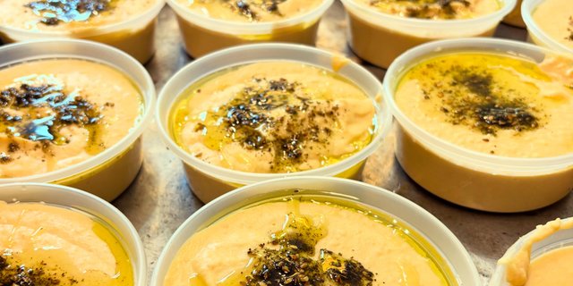 Hummus, Zaatar & Pita