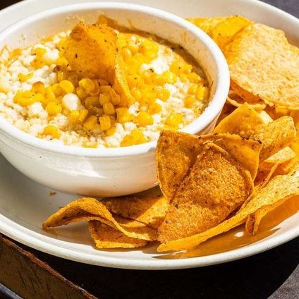Elote Queso Dip