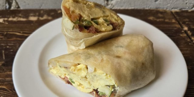 Cali-Style Breakfast Burrito