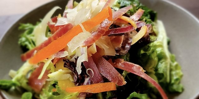 Local Lettuces Salad