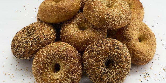 Dozen Assorted Bagels