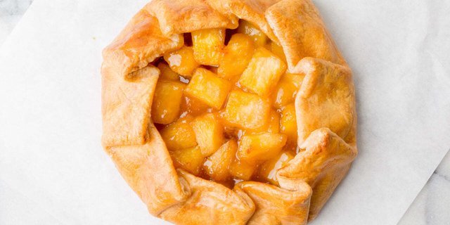 5'' Brown Sugar Pineapple Pie