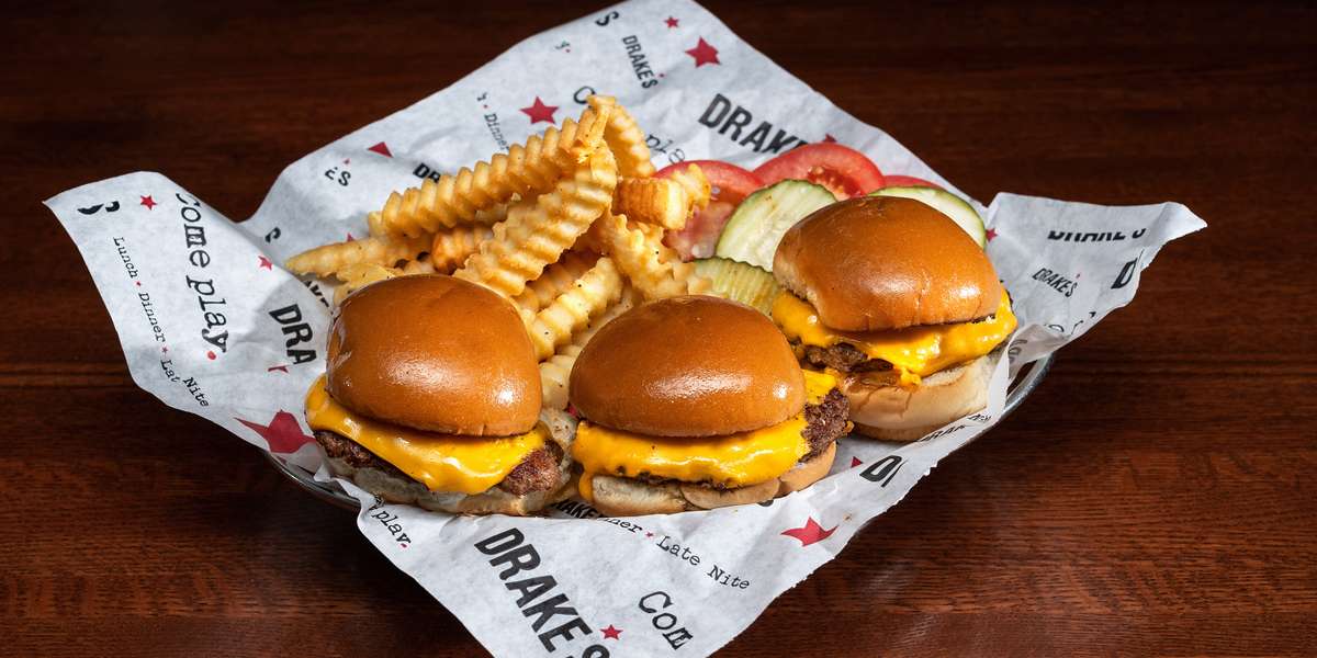 Drake's Catering in Nicholasville, KY - 390 E Brannon Rd