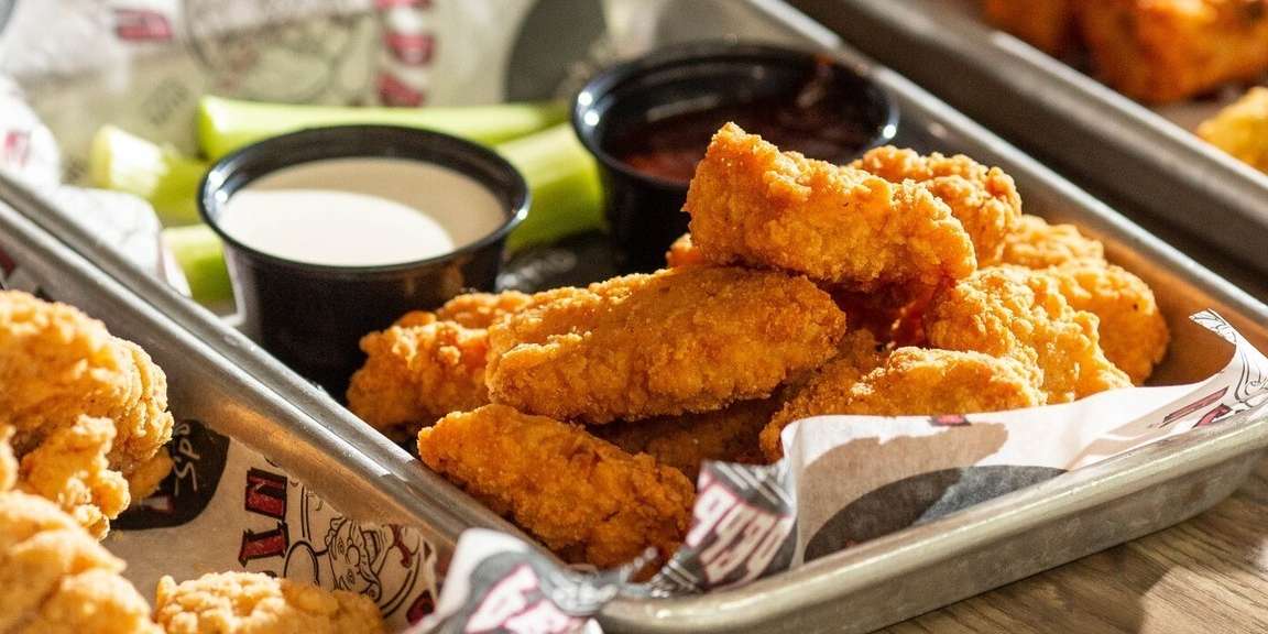 Peppino's Pizzeria & Sports Grill