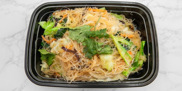 Taiwanese-Style Rice Noodles