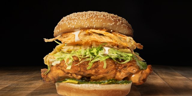 El Gallo BBQ Crispy Chicken Sandwich