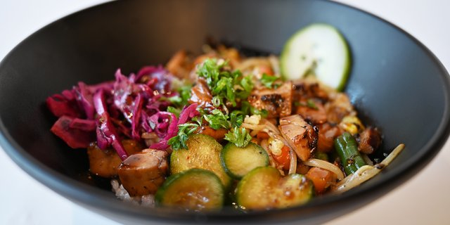 Spicy Chicken Bibimbap