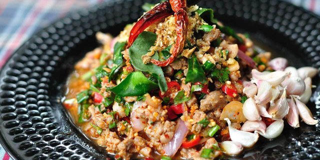 Larb Ped Salad