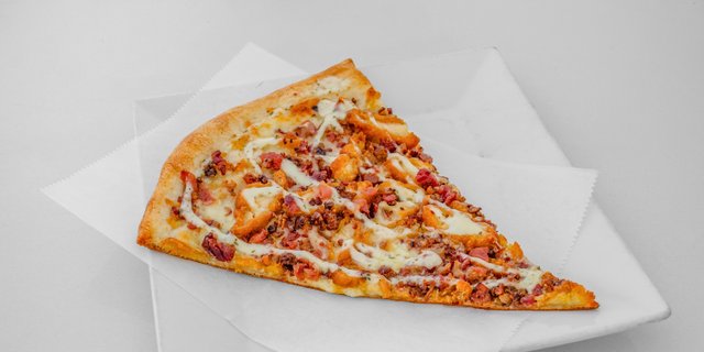 Chicken & Bacon Pizza