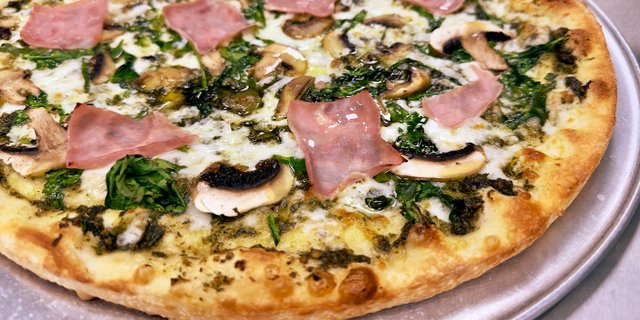 Pesto Primo Pizza