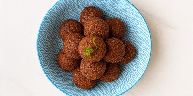 Falafel Dozen