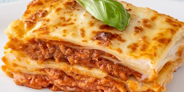 Beef Lasagna Tray