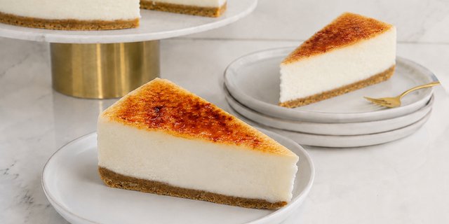 Creme Brule Cheesecake Slice