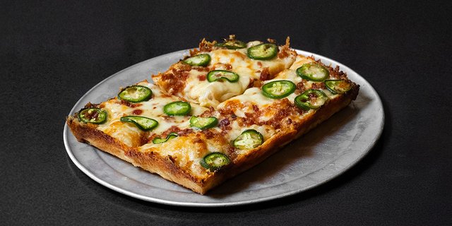 Gluten-Free The Jalapeño Poppa Pizza
