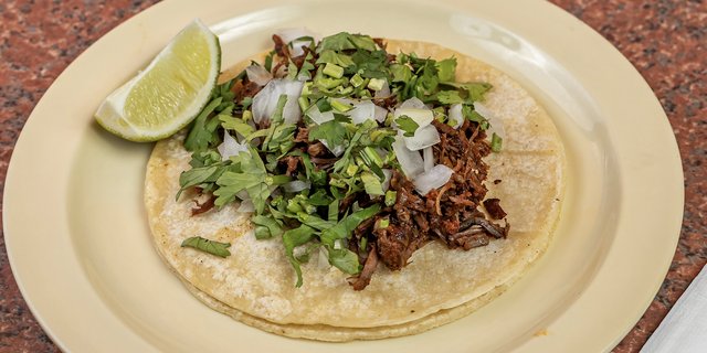 5 Tacos w/ Corn Tortillas