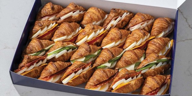 Mini Croissant Breakfast Sandwiches