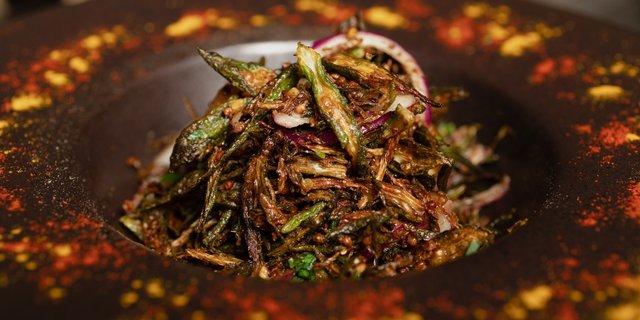 Crispy Okra Salad