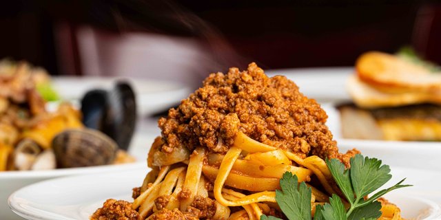 Fettuccine Alla Bolognese