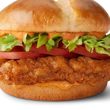 Deluxe Spicy McCrispy Sandwich Meal