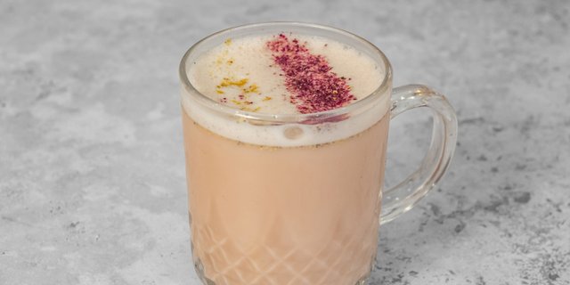 Kashmiri Chai