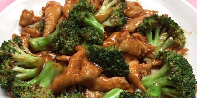 Chicken W/ Broccoli