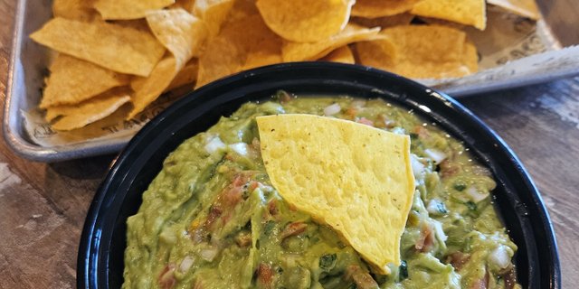 Guacamole & Chips
