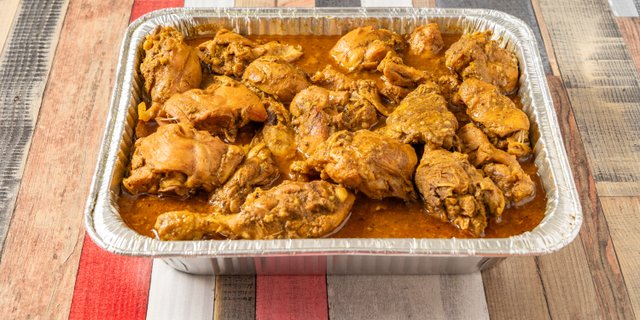 Bone-In Chicken Curry