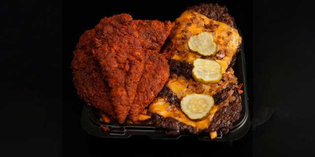 3 Hot Chicken Tenders Plate