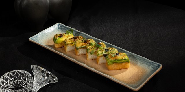 Truffle Avocado Crispy Sushi