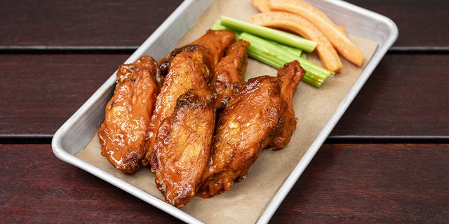 Smoked Buffalo Chicken Wings