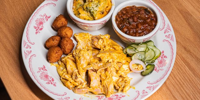 SC Mustard Pulled Chicken Box