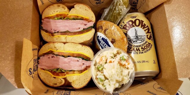 Executive Lunch Box