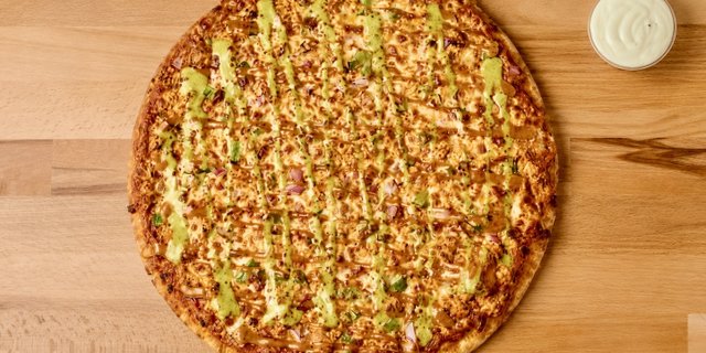 Chicken Tikka Gluten-Free Pizza