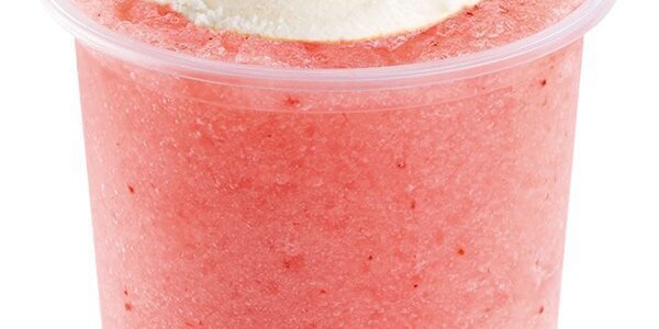 Strawberry Ice Blended w/ Lychee Jelly & Ice Cream